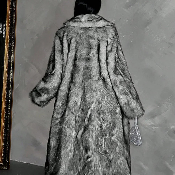 Grey Women's Plus Size Fluffy Long Coat - Picture 2 of 6